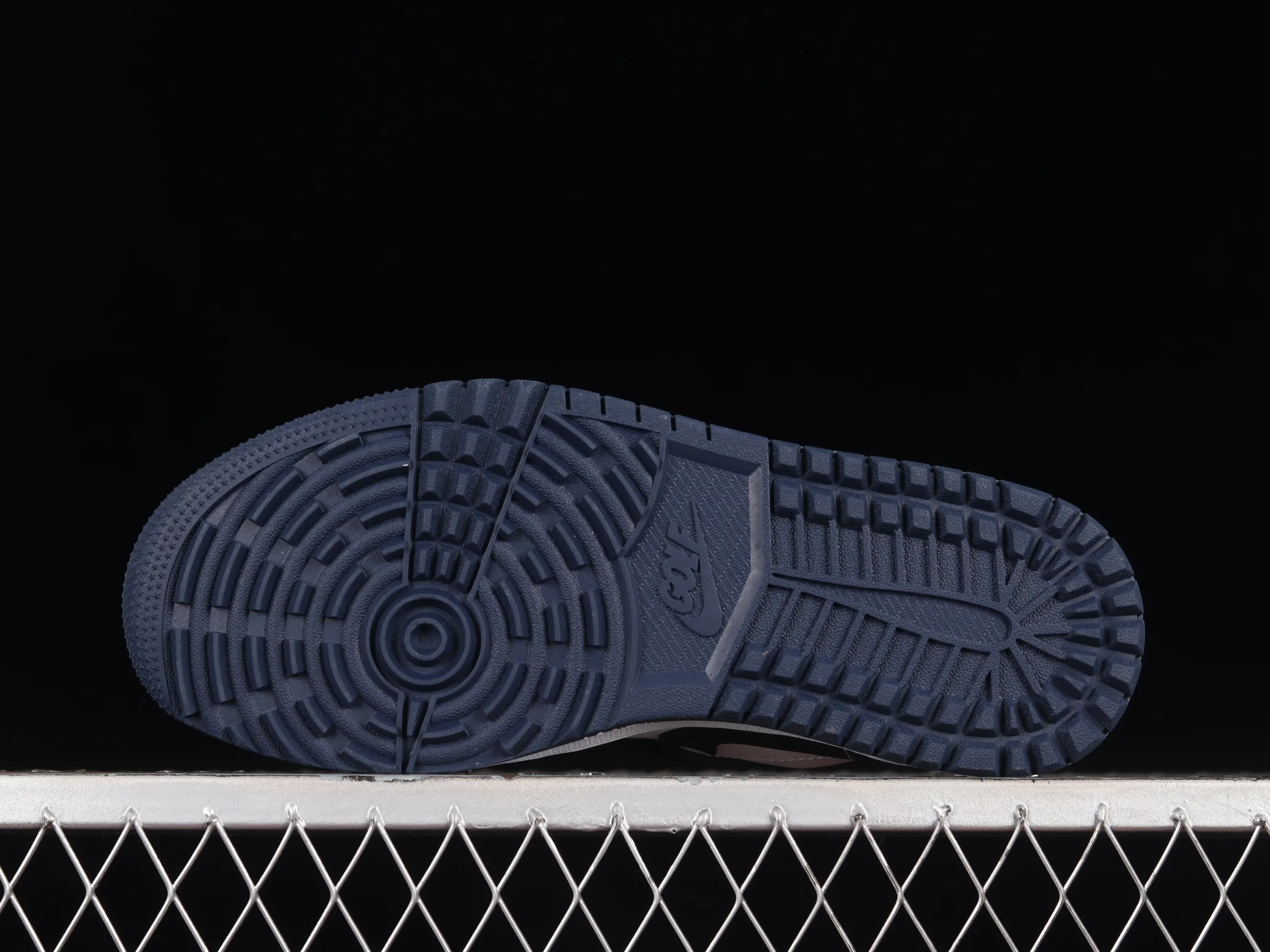 All categories Air Jordan Jordan series basketball shoes Air Jordan 1 Low G version pure original Air Jordan 1 Low Golf "Midnight Navy" AJ1 Joe 1 new golf version midnight blue DD9315-104
